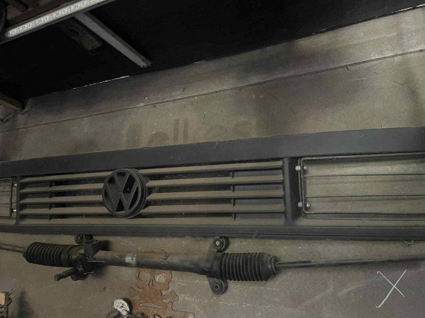 Transporter T3 busz kocka h�t�r�cs embl�m�val 