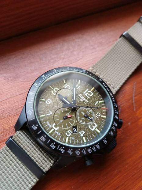 Traser P67 Officer Pro Chronograph svjci ra