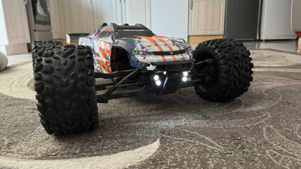 Traxxas e-revo 1/8