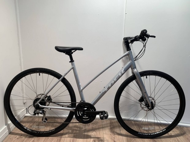 Trek FX2 Disc Ni 2022 kerkpr