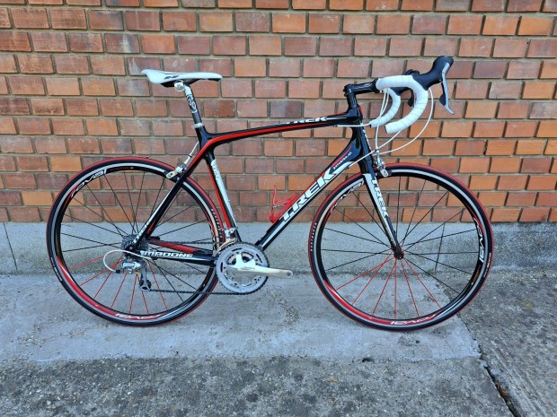 Trek Madone megkmlt karbon orszgti 105 kerkpr carbon 58 cm