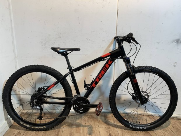 Trek Marlin 7 Hardtail MTB kerkpr