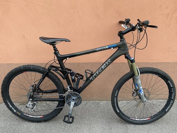 Trek fuel,26-os,Fels kategris mtb,Fox,Deore sram,stb.