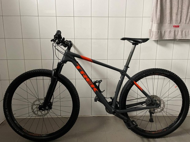 Trek procaliber 9.7 carbon mtb ktm merida cube 