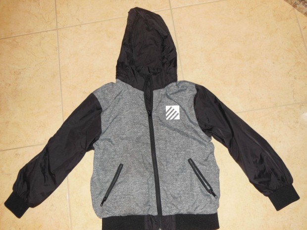 Tribord és H&M fiú átmeneti kabát, dzseki. 122/128