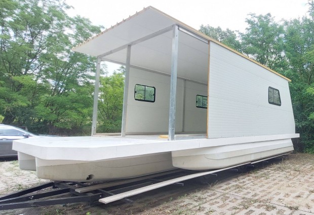 Trimar�n plusz lak�haj�