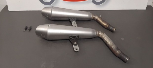 Triumph Street Triple 675 Kipufogk, Leo Vince Sbk.