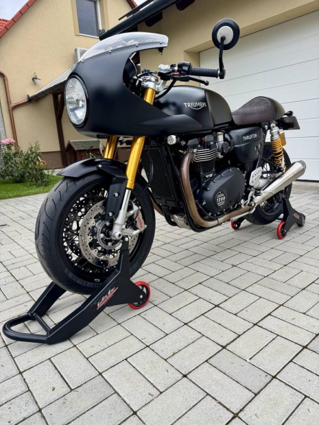 Triumph Thruxton 1200R