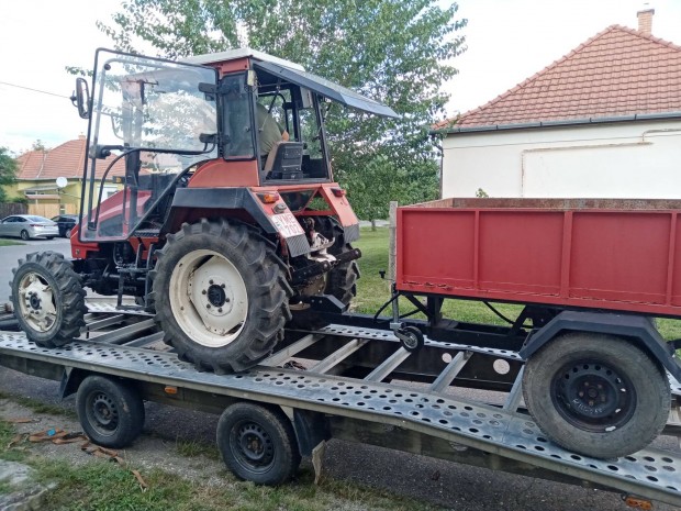Troktor billentős pótkocsi eladó