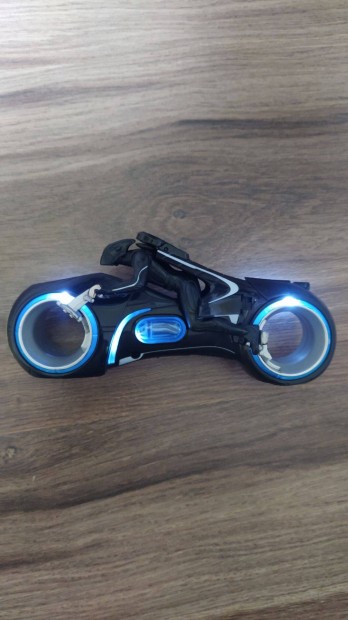 Tron Legacy motor Sam Flynn