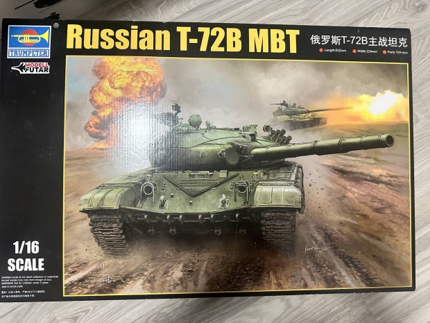 Trumpeter Russian T-72B MBT 1/16 Makett