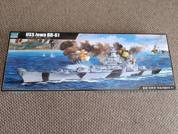 Trumpeter USS Iowa BB-61-es 1:200 haj Makett