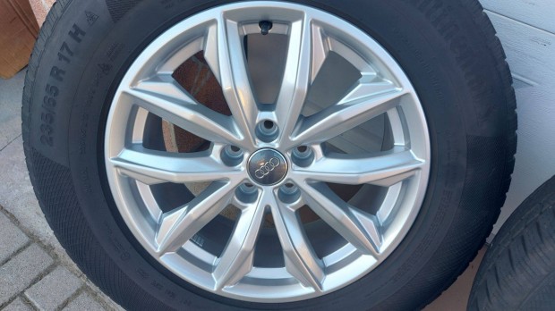Ttt Gyári,új , Audi Q5 17" alufelni téli gumi 5x112