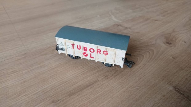 Tuborg srszlt modellvast htkocsi kocsi vasti vagon modell
