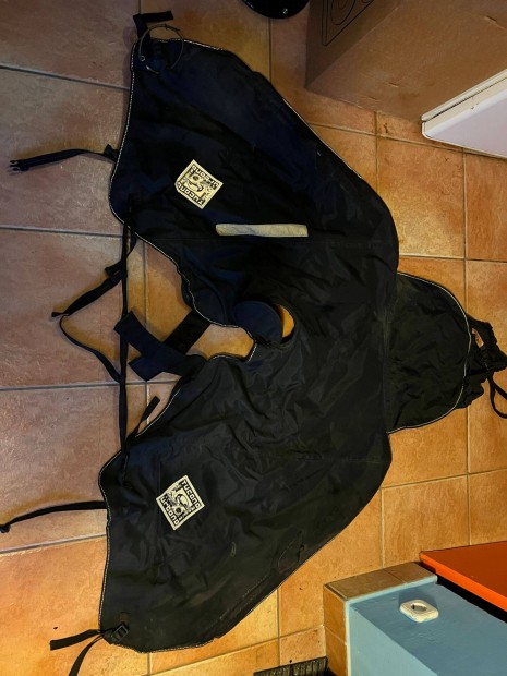 Tucano Urbano l�btakar� R017N