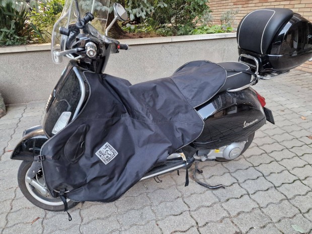 Tucano Urbano lbtakar R154N Vespa GTS 300-hoz, lbmelegt