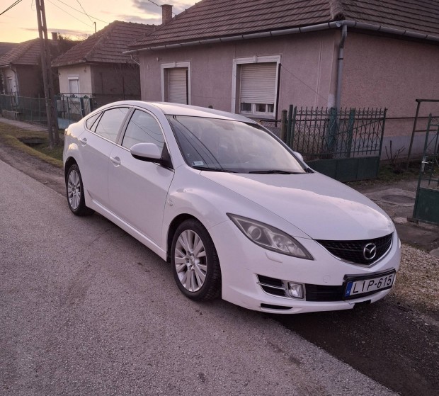 Tulajdonostl Elad Mazda 6