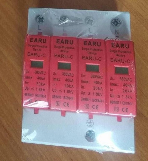 Túlfeszültség levezető AC 3P+N betétes villám védelem napelem inverter