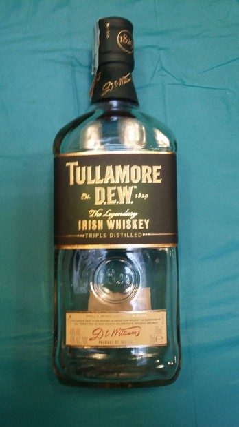 Tullamore D.E.W. r whiskys veg gyjtknek