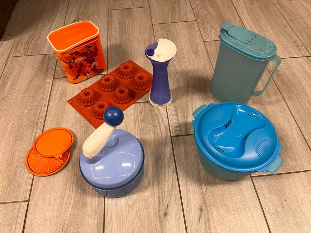 Tupperware Tpperware szett egyben elad