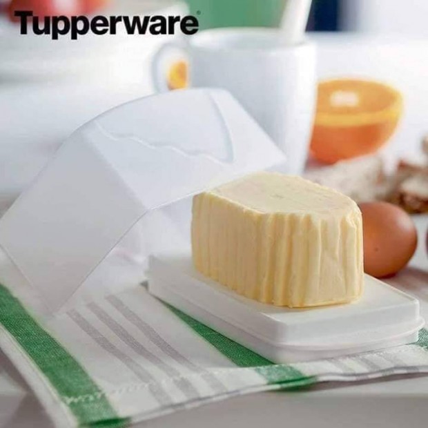 Tupperware j Hullm Vajtart