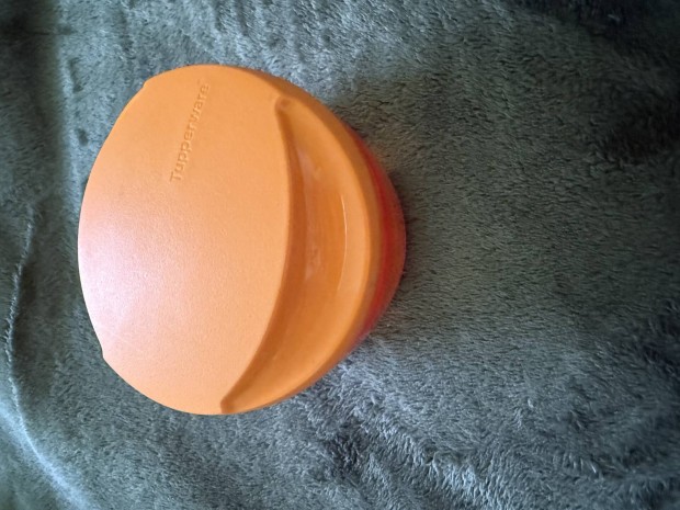 Tupperware aprító
