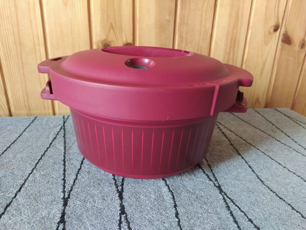 Tupperware mikrohullm kukta 3 literes