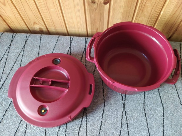 Tupperware mikrohullm kukta 3 literes