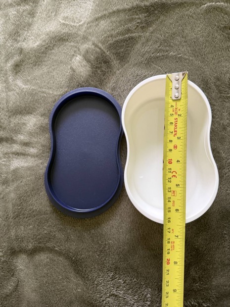 Tupperware tál