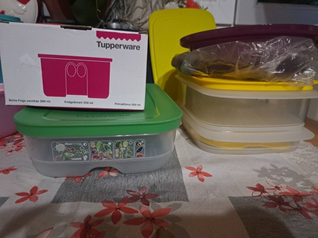 Tupperware termkek