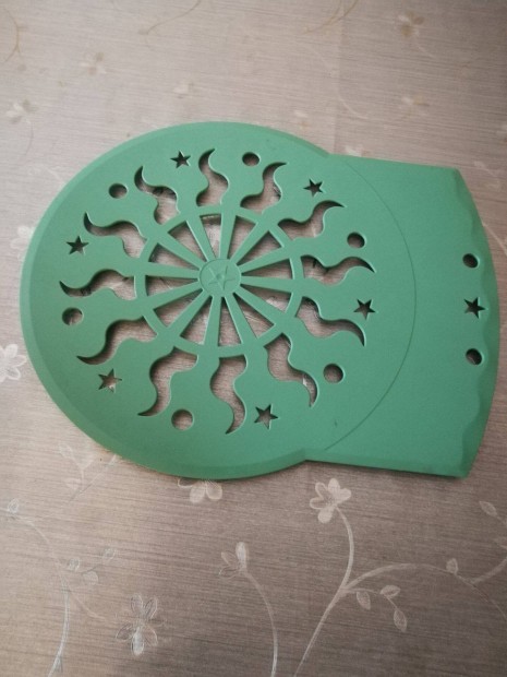Tupperware tortadíszítő!