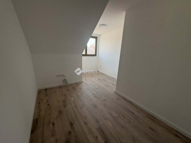 Turai elad� 56 nm-es h�z