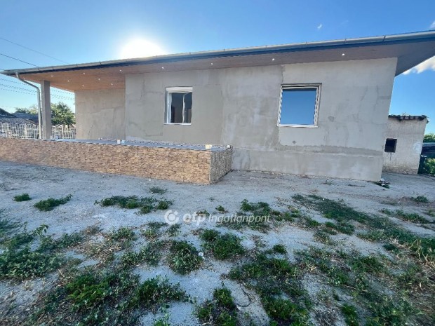 Turai elad� 65 nm-es h�z