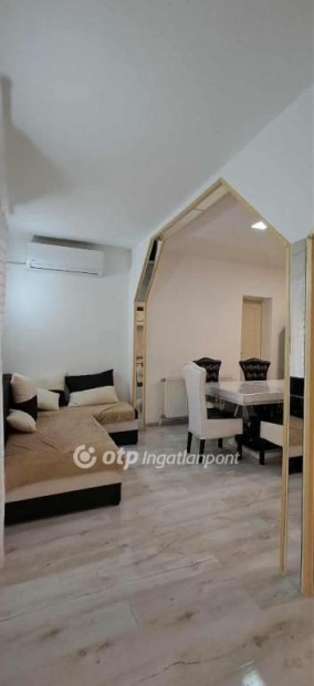 Turai elad� 86 nm-es h�z