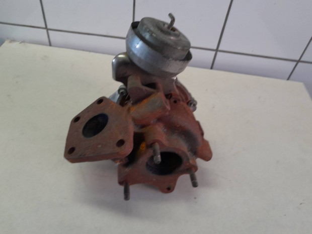 Turb� haszn�lt elad�. Helyileg Szabadbatty�nban tal�lhat�. 