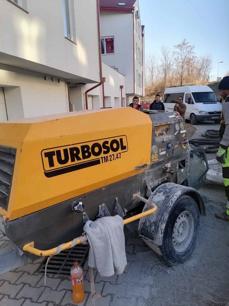 Turbosol Esztrich beton pumpa gp