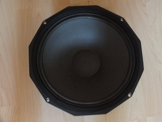 Turbosound 12" mly hangszr