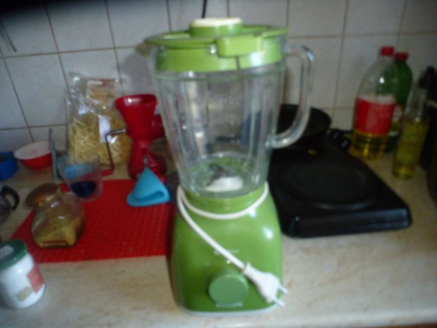 Turmix j llapotban elad