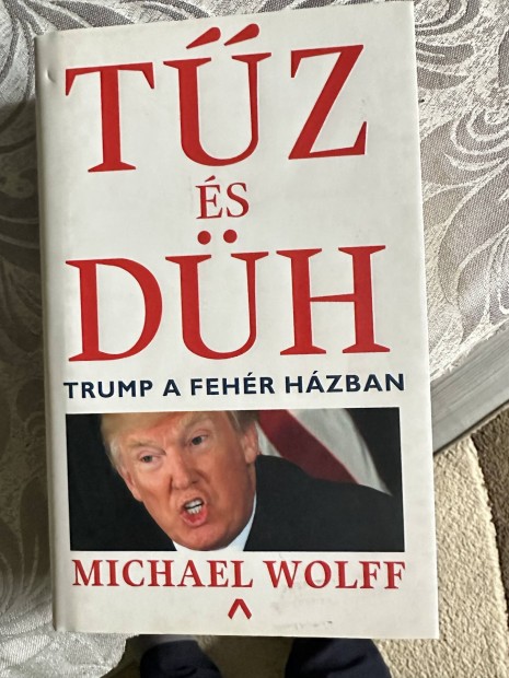 Tz s dh - Trump a Fehr Hzban