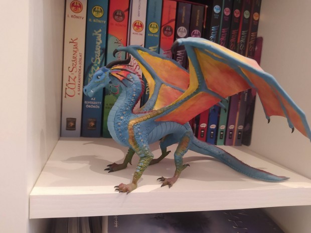 Tz szrnyak / wings of fire srkny figura