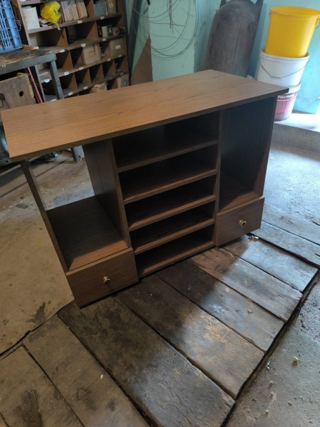Tv-Hifi állvány