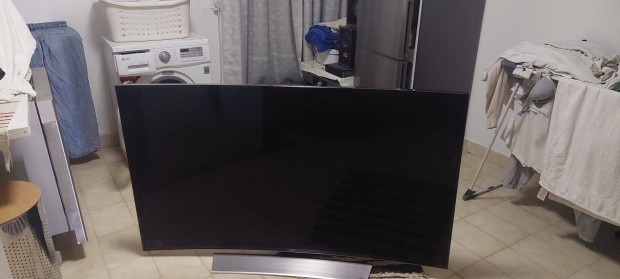 Tv Íves Samsung Csúcs kategória 3D, UHD, stb-stb. (küső box hiba)