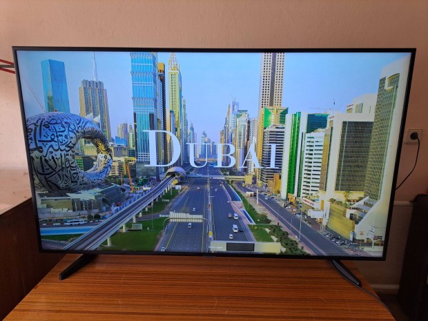 Tv uhd 4K 139 cm