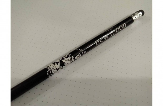 Twilight new moon grafit ceruza radírokkal egyben eladó!