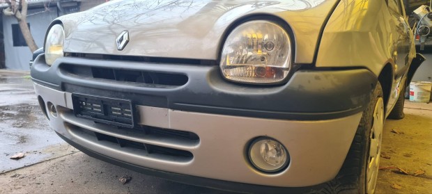 Twingo gy�ri bontott alkatr�szek