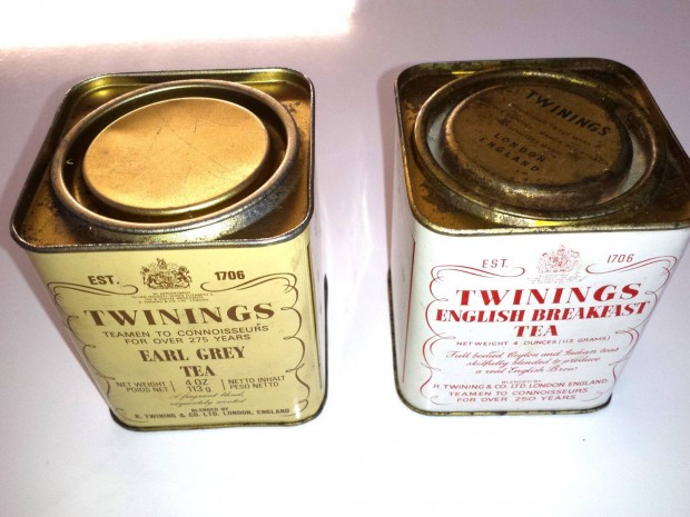 Twinings tes dobozok kt klnbz korbl egytt 800 Ft-rt