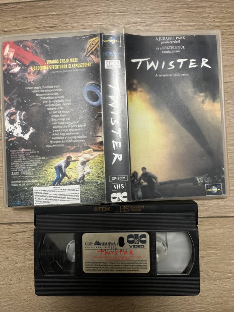 Twister vhs.    