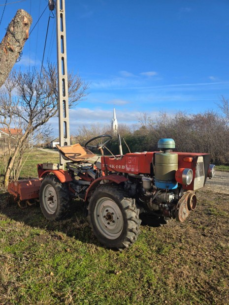 Tz4k14b talajmarval, s egy agrostroj m6