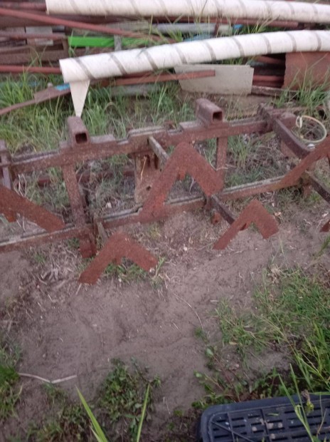 Tz4k-R�ba ut�n kultiv�tor