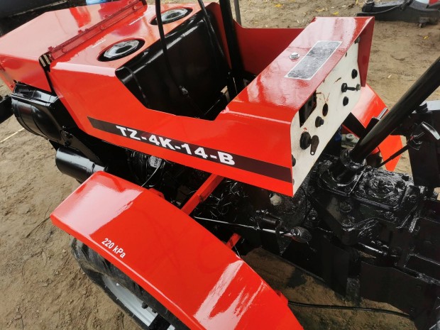 Tz4k kerti traktor 